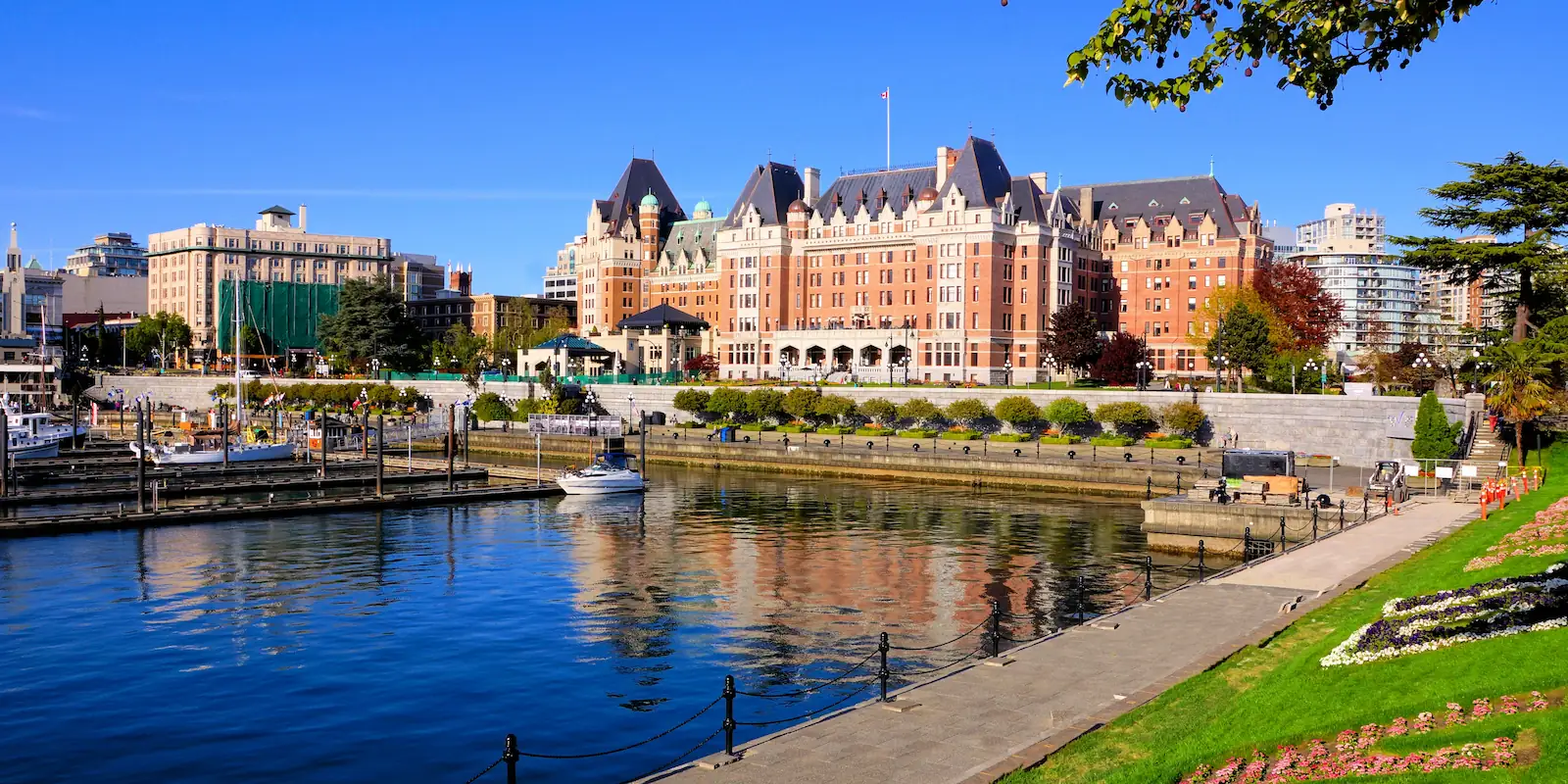 Sightseer - Victoria Inner Harbour